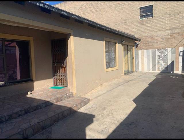 3 BEDROOM HOUSE FOR SALE IN KAALFONTEIN